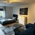 Apartment Studio-apartment Im Gruenen Fuer 1-2 Personen